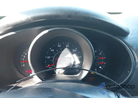 2018 Kia Soul z USA, uszkodzony, nr VIN KNDJN2A28J7614319